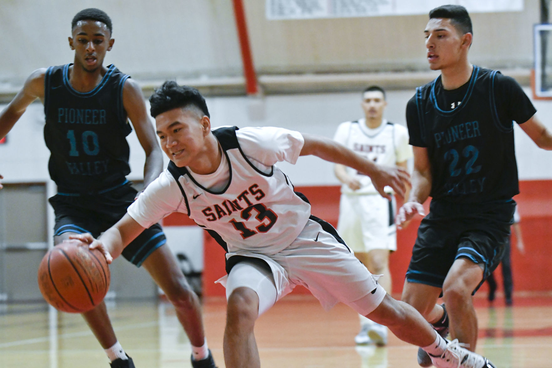 011420 PV SM boys basketball 16.jpg